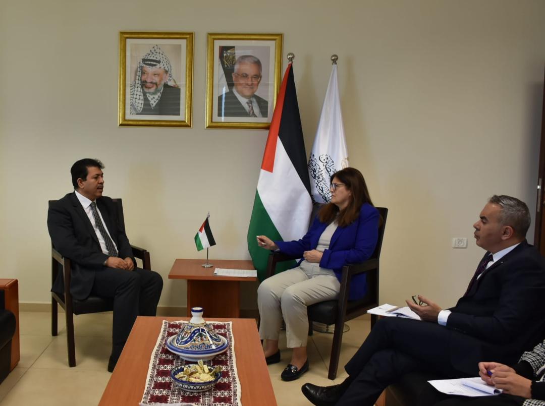 جانب من اللقاء